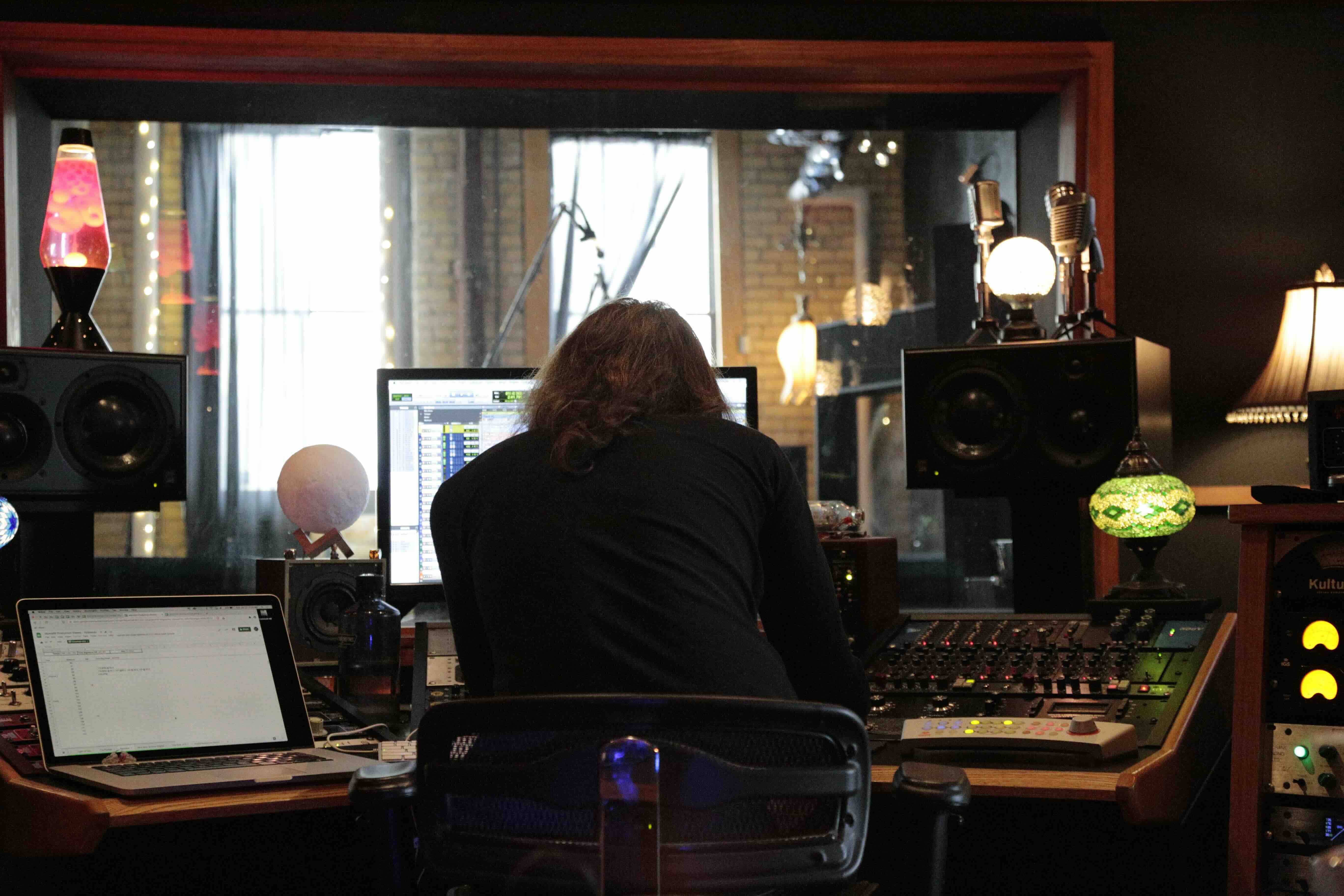 Geoff thinks he can mix